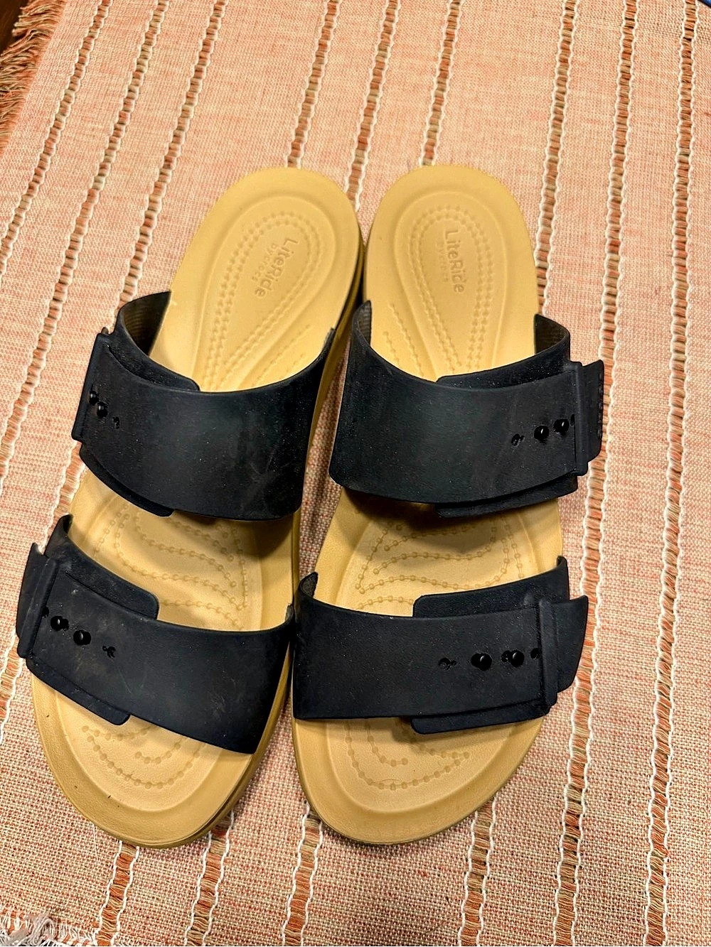 Crocs LiteRide 360 Slide Black & Yellow Sandals US 9
